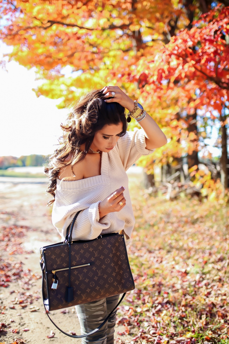 fall fashion 2017, cute fall outfits pinterest, fall outfits with louis vuitton bags, fall outfits oversized sweater, fall outfit camo jeans, Louis Vuitton Popincourt MM, emily gemma, the sweetest thing blog, michigan trip, travel blogger