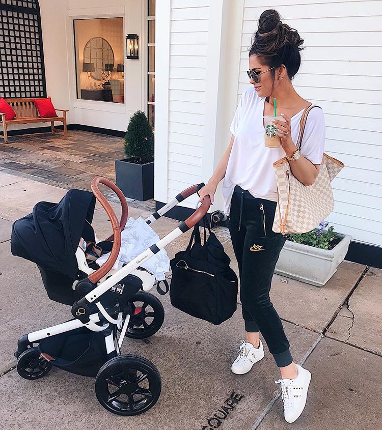 mommy fashion blogger, mom outfit idea, quinny rachel zoe stroller carseat, nike velvet jobbers