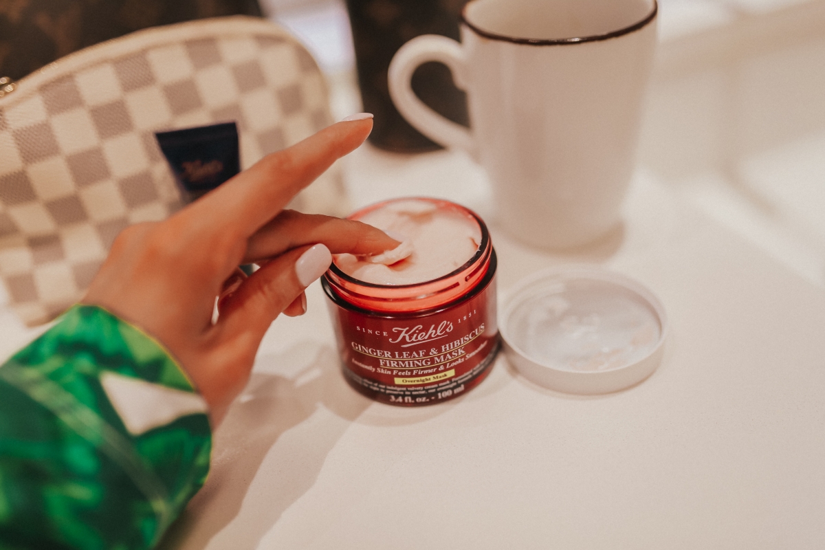 Kiehl's firming OVERNIGHT MASK THAT FIRMS & SOFTENS emily ann gemma the sweetest thing blog