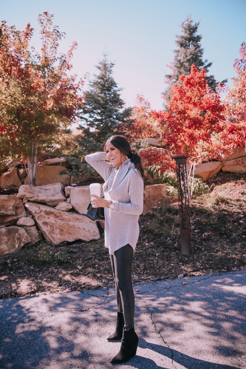 Fall fashion pinterest 2018, fall outfits leggings with oversized sweaters pinterest 2018, emily ann gemma, Chanel Maxi Classic Black, cute womens fall outfit idea 2018-3