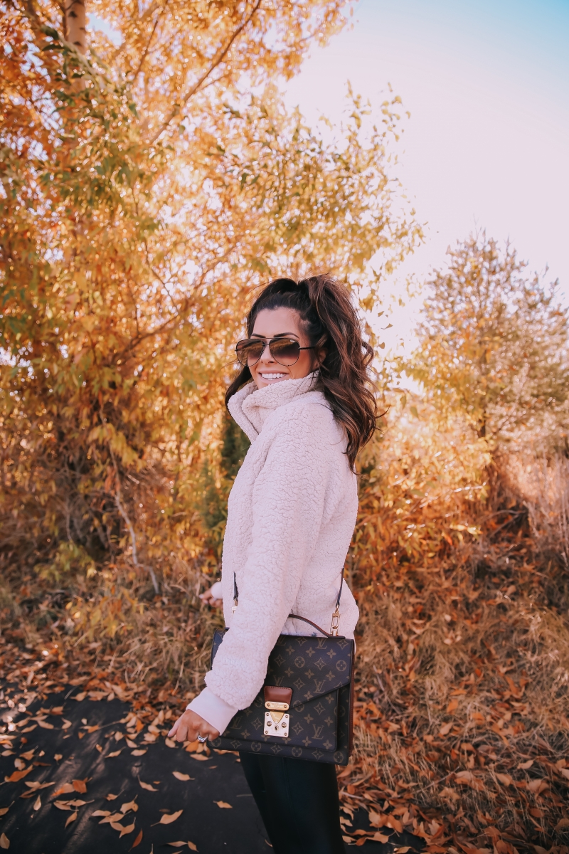 zella sherpa pullover, spanx faux leather leggings review, ugg boots daelynn review, emily ann gemma, park city fashion outfit fall, fall outfit idea pinterest 2018-3