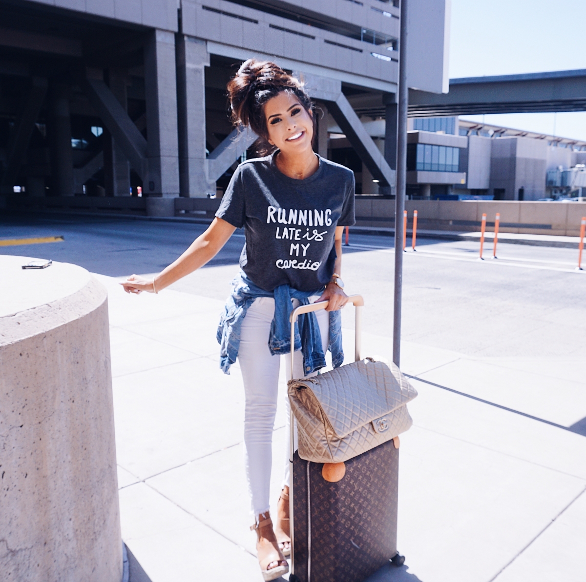 20 Easy To Re-Create Cute Travel Outfits ✈️