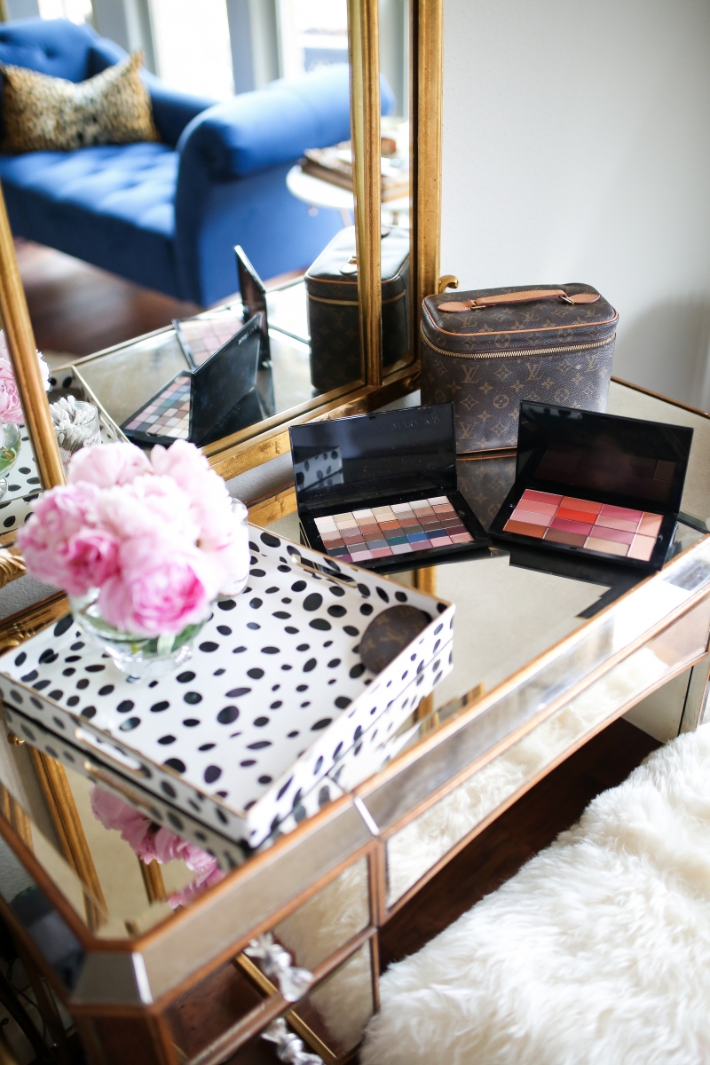 Mary Kay Reviews by popular US beauty blog, The Sweetest Thing: image of Mary Kay makeup pallets. 