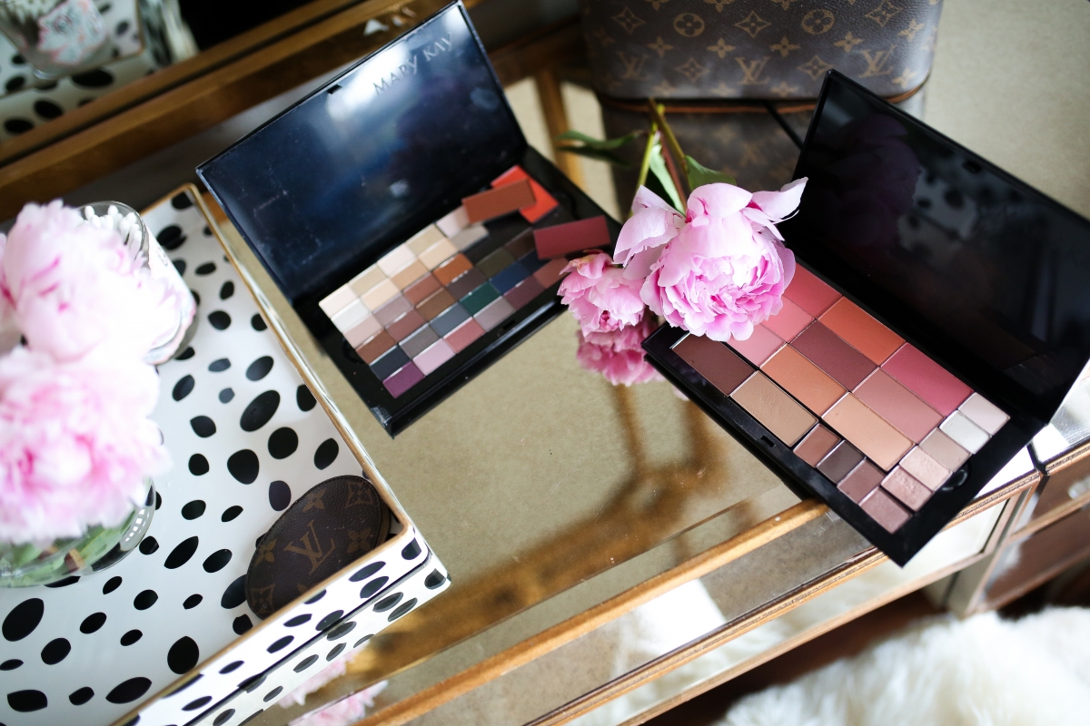 Mary Kay Reviews by popular US beauty blog, The Sweetest Thing: image of Mary Kay makeup pallets. 