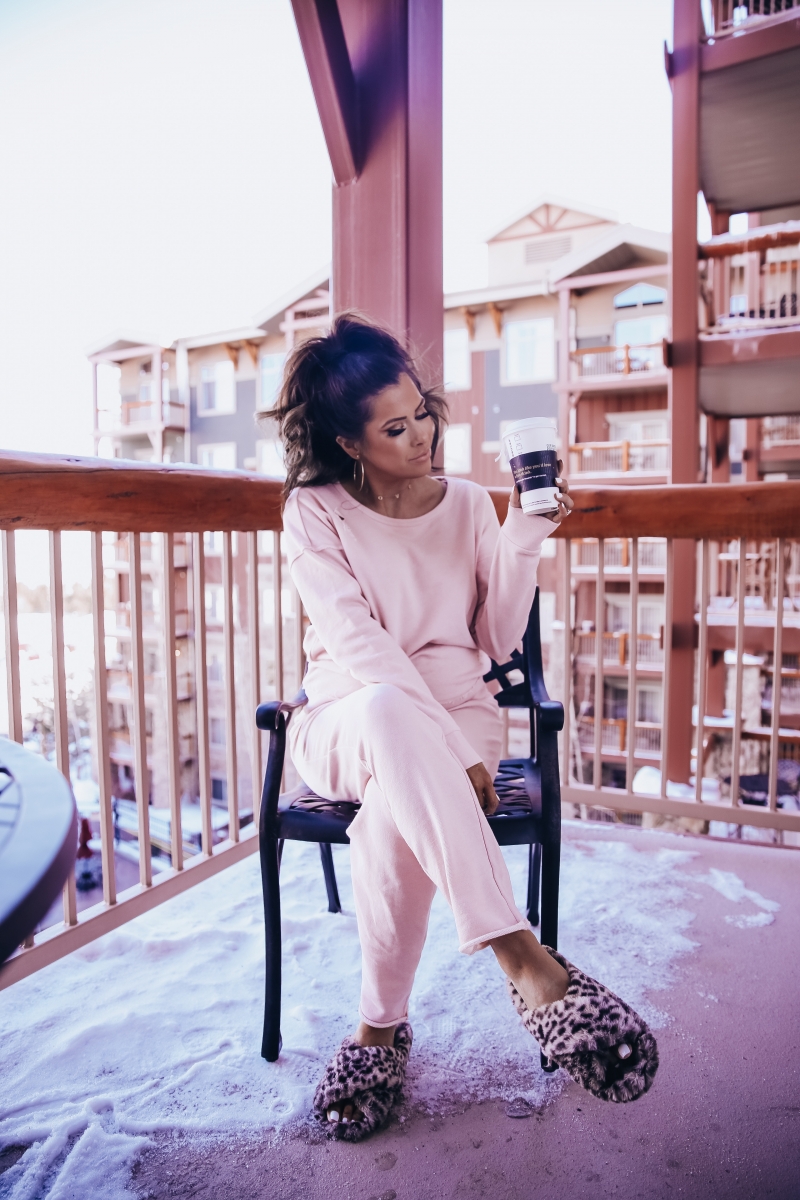 emily ann gemma instagram, cute loungewear, distressed sweatpants and sweatshirt, park city travel review, fashion blogger in park city travel blogger