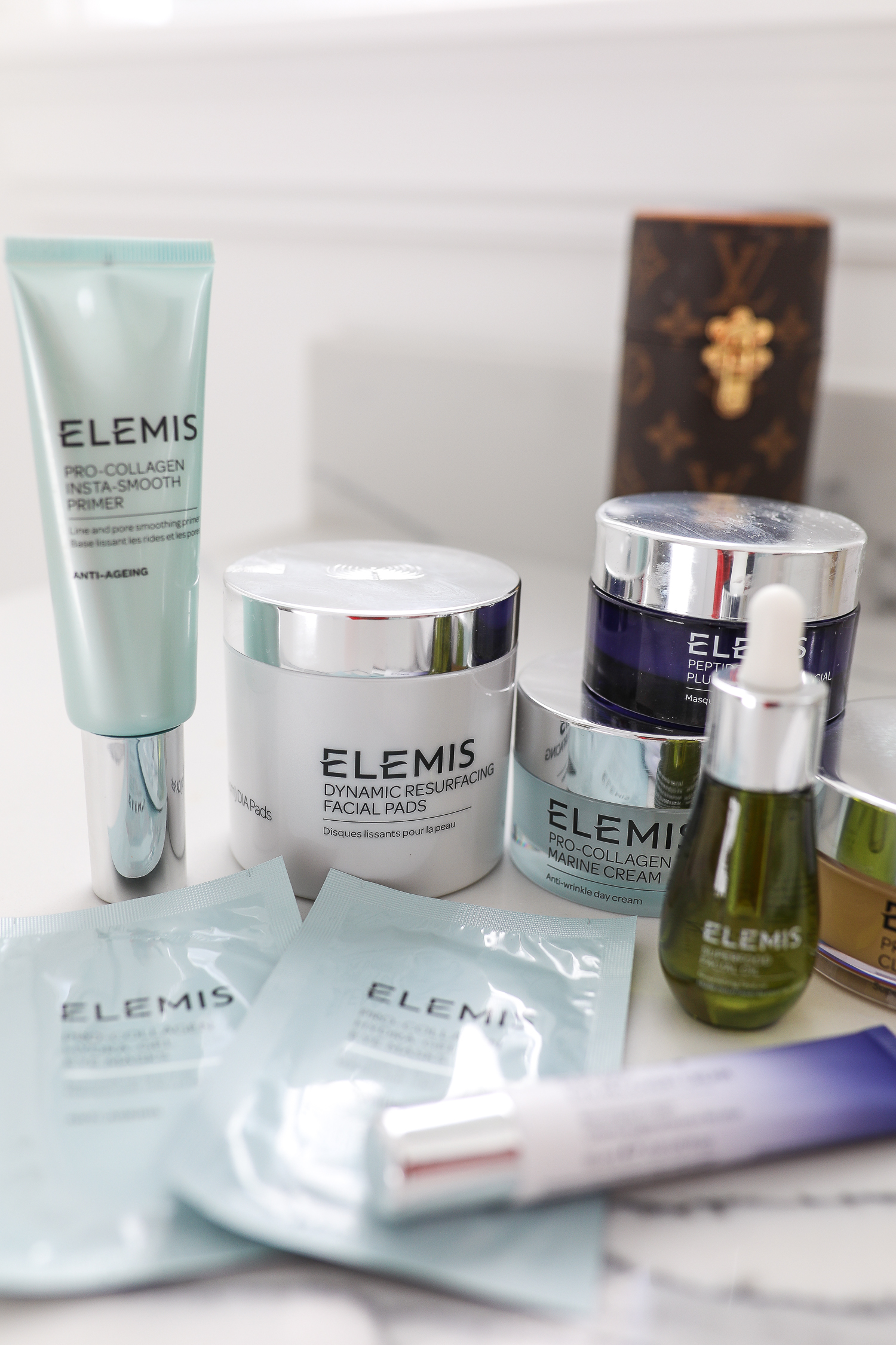 Fall Skincare Favorites featured by top US beauty blog, The Sweetest Thing: review of ELEMIS skincare line