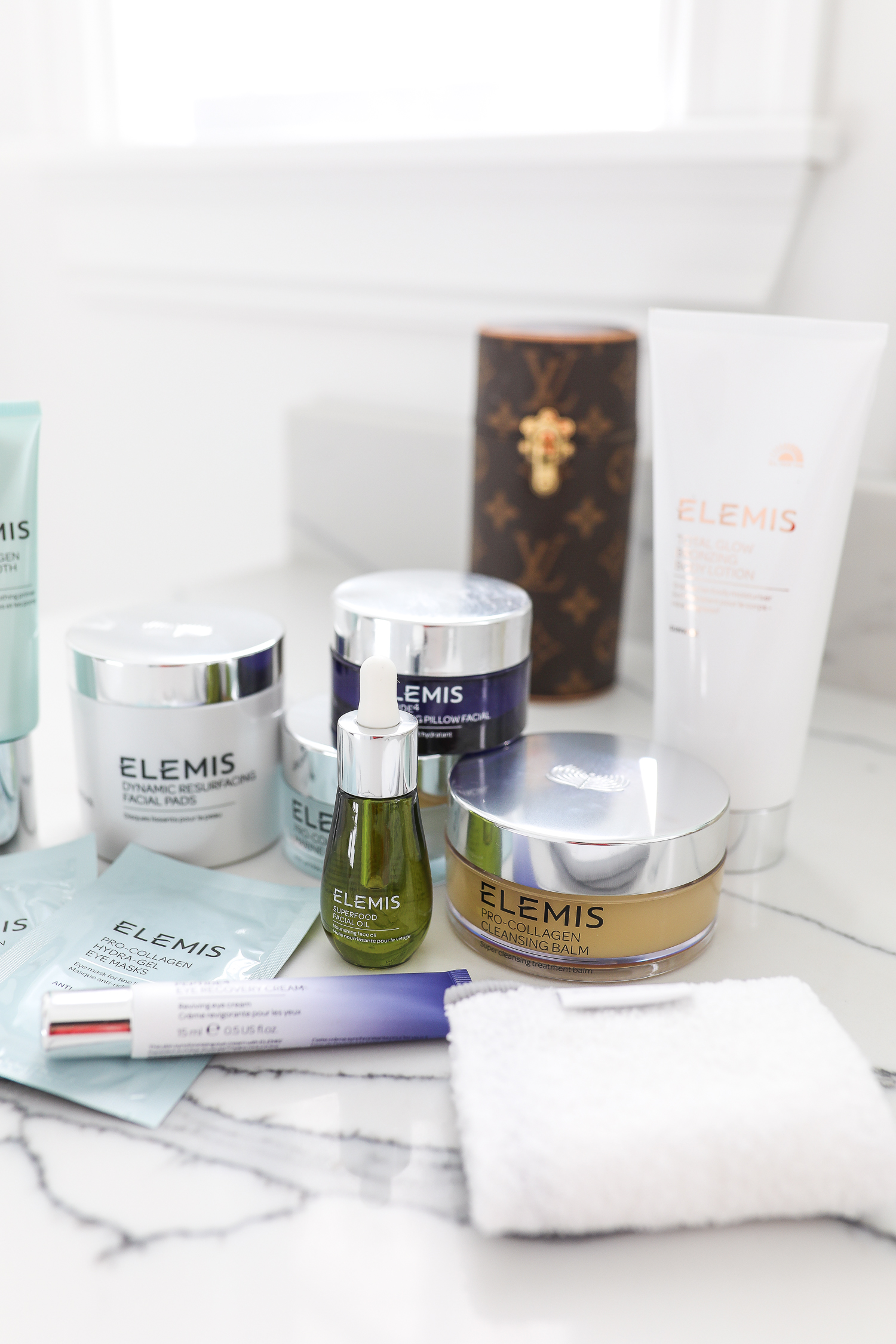 Fall Skincare Favorites featured by top US beauty blog, The Sweetest Thing: review of ELEMIS skincare line