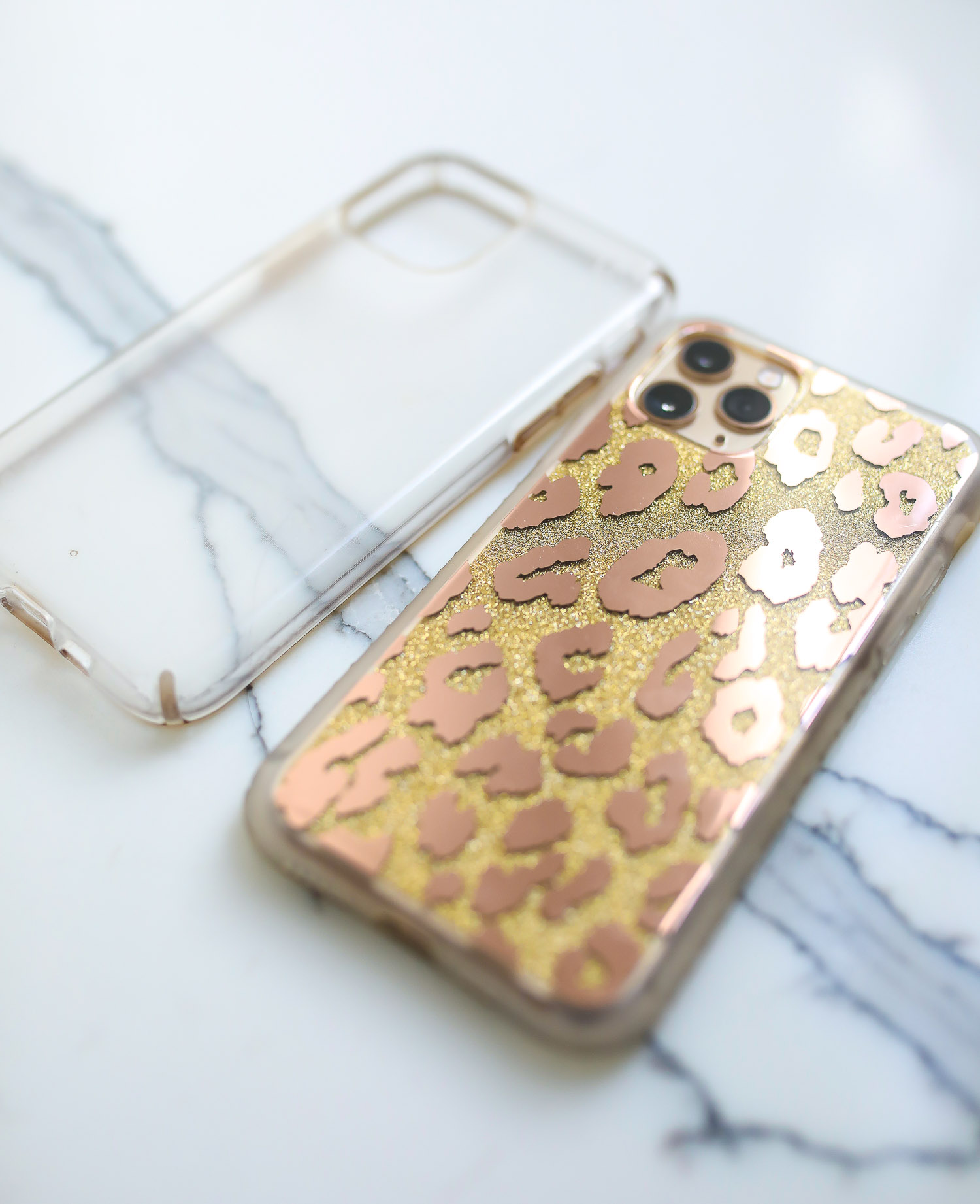 leopard print gold iPhone 11 Pro case, swig marble cup insulated, top amazon must haves, amazon best buys 2020, emily gemma, amazon prime must haves blog post,_-4 | Amazon Prime Favorites by popular US life and style blog, The Sweetest Thing: image of a Amazon Prime clear phone case and a Amazon Prime leopard print phone case. 