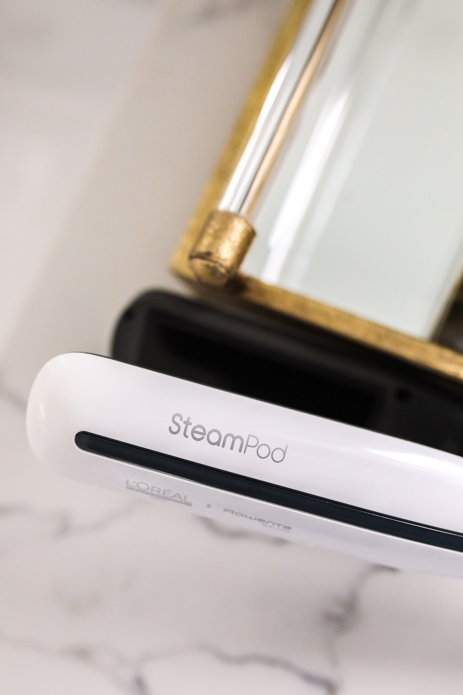 steampod rowenta loreal, steampod Review rowenta, emily gemma, best straighening product, The Sweetest Thing blog hair |L'oreal Professional Steampod Hair Straightener by popular US beauty blog, The Sweetest Thing: image of a L'oreal Professional Steampod Hair Straightener.