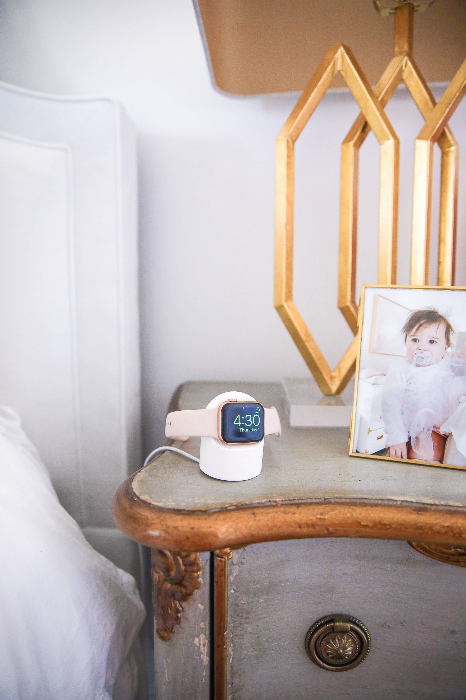 amazon Apple Watch charger, best Apple Watch charger display, Emily Gemma amazon |Amazon Must Haves by popular US life and style blog, The Sweetest Thing: image of a Apple watch charging stand. 
