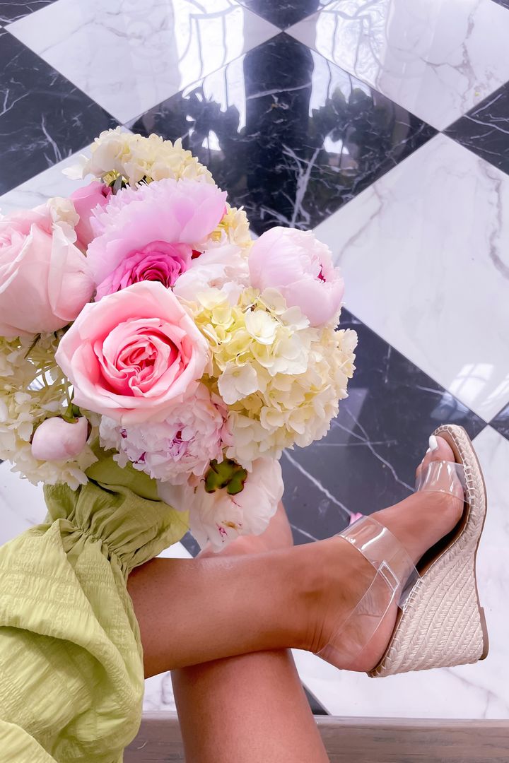 Steve Madden Clear Wedges, Pretty Flowers, Flower Inspiration, Peony Bouquet, Amazon Fashion Finds, Spring Fashion, Best Spring Sandals 2021 | April Instagram Recap by popular US fashion blog, The Sweetest Thing: image of Emily Gemma holding a bouquet of pink roses, pink peonies, and white hydrangeas and wearing clear strap espadrilles. 
