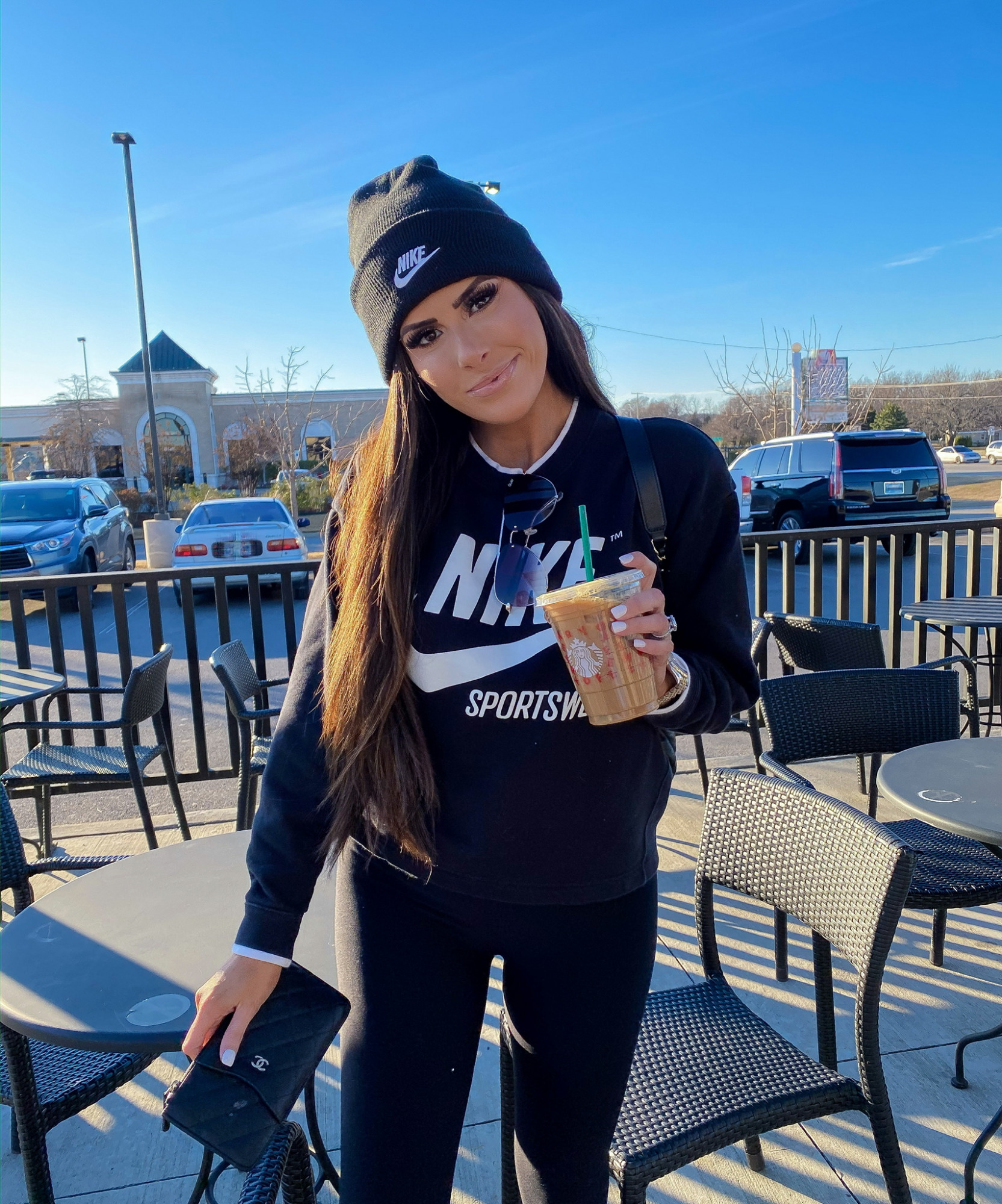 Nike, Nike Sweatshirt, Fall Athletic Wear, Best Sweatshirts, Best Athletic Leggings, Athleisure Fall 2021, Emily Ann Gemma, Nike Must Haves, Nike Sportswear