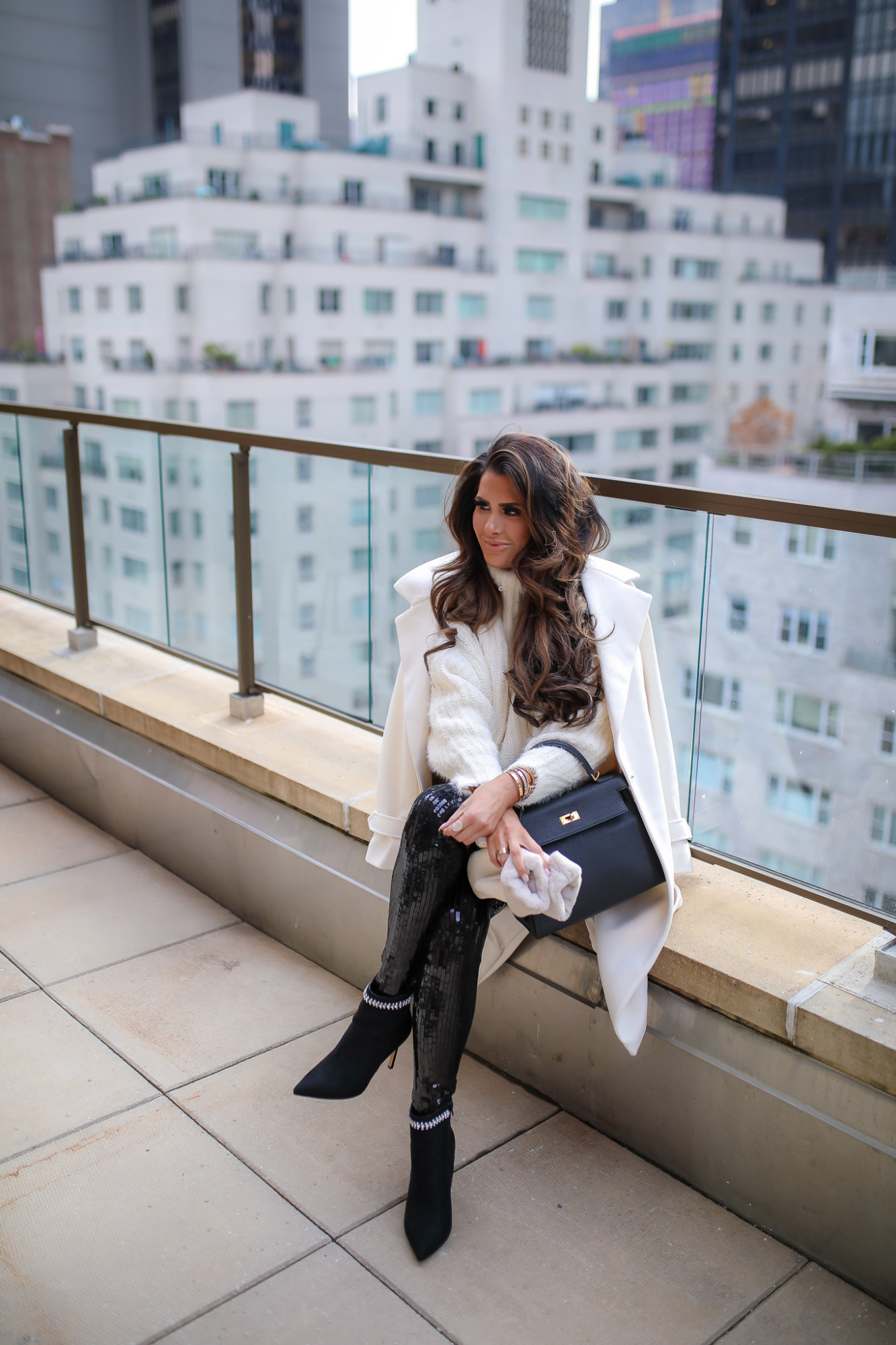 ootdnewyork10 / outfit / minimal / neutral / white / black / Hermes Kelly /  bag