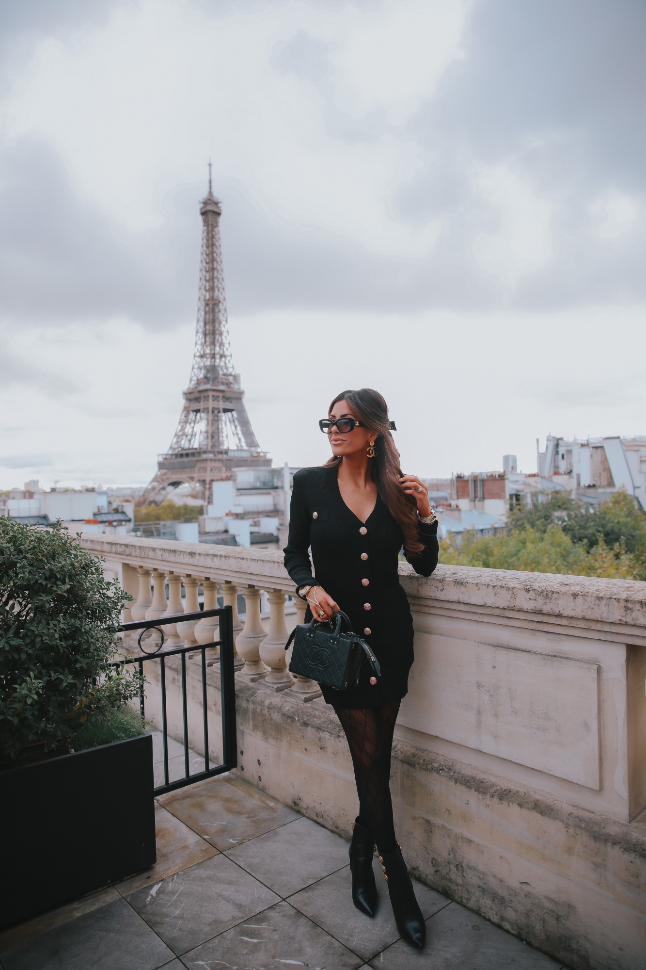 Classic & Chic Outfit in Paris 🇫🇷 [Balmain Dupe Dress ] | The Sweetest ...